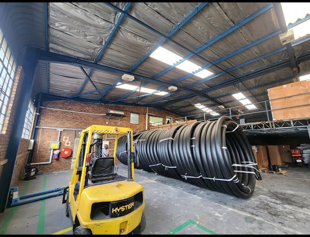 839M² WAREHOUSE FOR SALE IN TUNNEY